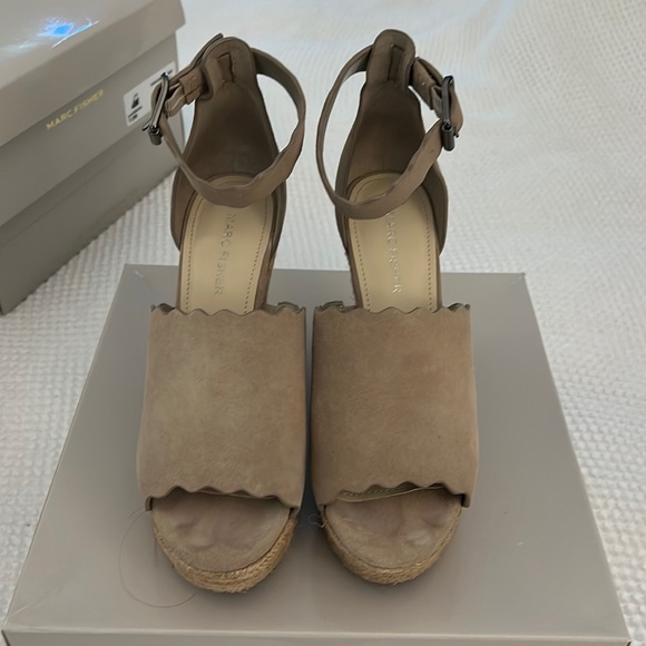 Marc Fisher HAYA platform wedge espadrilles. Dark natural suede - Picture 2 of 8